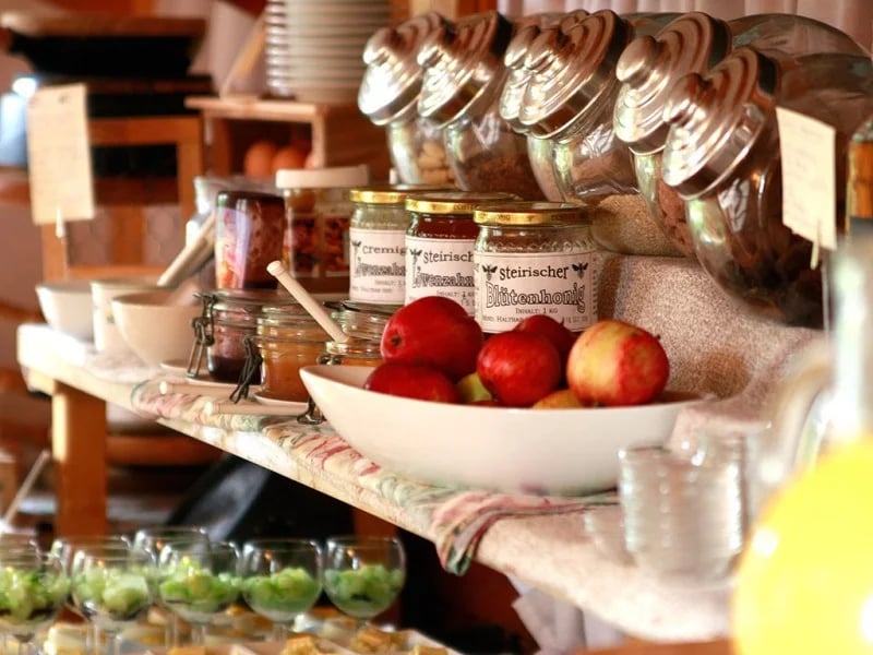 Frühstücksbuffet in der Landhofmühle