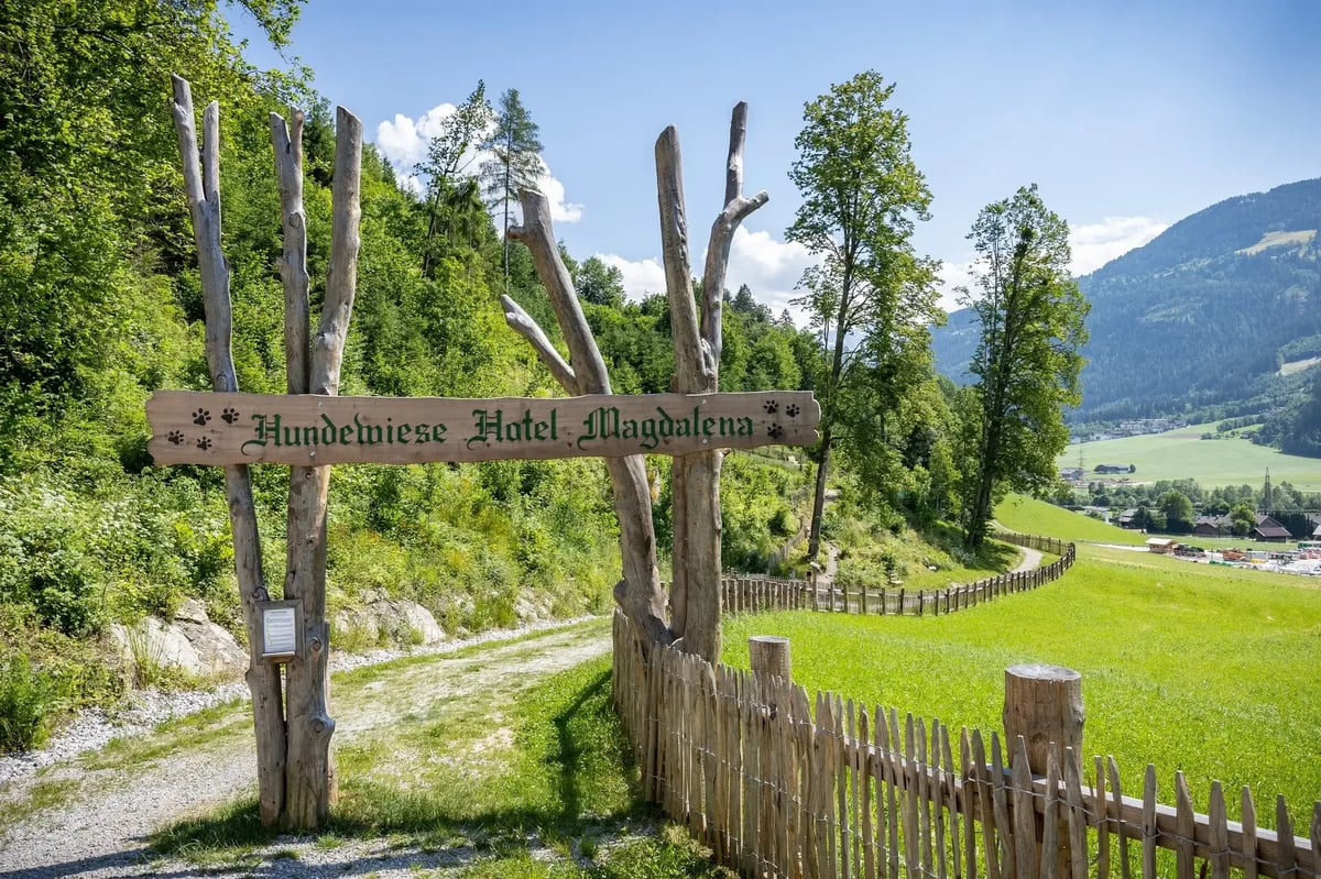Hauseigene Hundeauslaufzone vom Naturidyll Hotel Magdalena